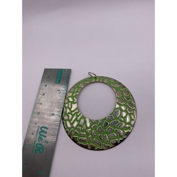Green & Silver Textured Circular Metal Pendant - Picture 4 of 4